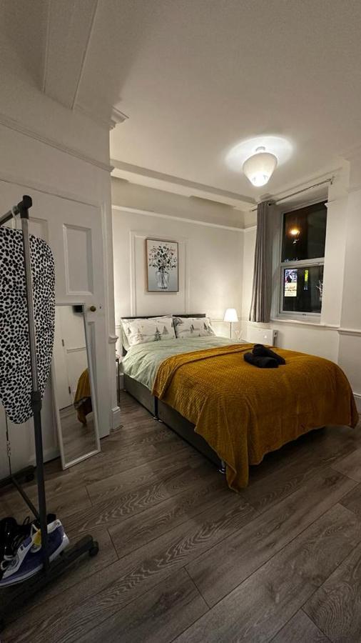 Wandsworth Guest Studio 64 ลอนดอน ภายนอก รูปภาพ