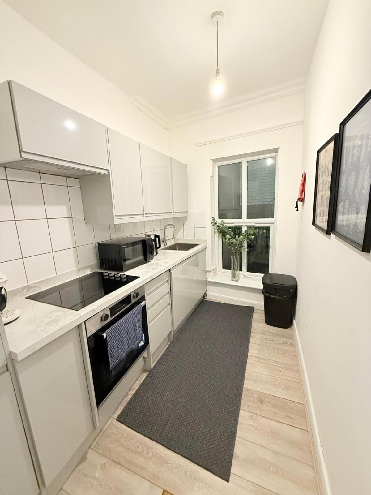 Wandsworth Guest Studio 64 ลอนดอน ภายนอก รูปภาพ